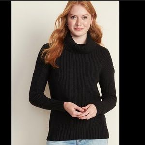 NWT Cowl Turtleneck Sweater Medium Black Cozy New